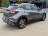 Certified 2021 Nissan Kicks SV image 4