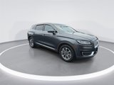 Used 2019 Lincoln Nautilus Select image 2