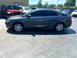 Used 2015 Chrysler 200 Limited w/ Convenience Group image 5