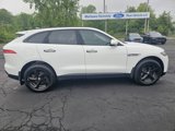 Used 2017 Jaguar F-PACE Premium image 4