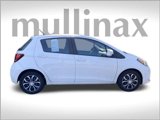 Used 2015 Toyota Yaris L image 2