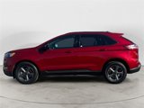 Used 2023 Ford Edge SEL w/ Sport Appearance Package image 2