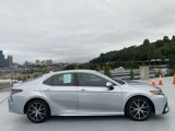Used 2021 Toyota Camry SE image 2