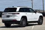 New 2025 Jeep Grand Cherokee Limited image 5