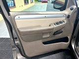 Used 2002 Mercury Mountaineer AWD image 5