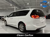 Used 2018 Chrysler Pacifica Touring-L w/ Tire & Wheel Group image 2