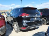 Used 2018 Nissan Rogue SV image 2