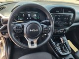 Used 2023 Kia Soul LX image 2