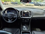 Used 2018 Chrysler 300 Limited image 6