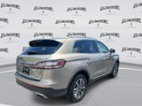 Used 2023 Lincoln Nautilus FWD image 6