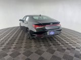 Used 2023 Hyundai Elantra SEL w/ Cargo Package image 5