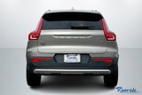 Used 2022 Volvo XC40 T5 Momentum image 6