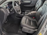 Used 2023 Volvo XC40 B4 Core w/ Convenience Package image 6