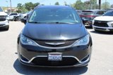 Used 2017 Chrysler Pacifica Touring-L Plus w/ Advanced Safetytec Group image 2