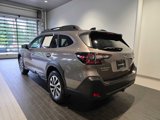 Used 2023 Subaru Outback Premium image 5