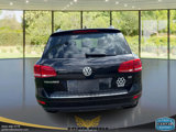 Used 2014 Volkswagen Touareg Sport image 6