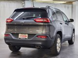 Used 2016 Jeep Cherokee Latitude w/ Cold Weather Group image 3