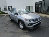 Used 2022 Jeep Compass Latitude image 4