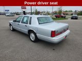 Used 1997 Lincoln Town Car Cartier image 3