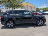 Used 2018 Volkswagen Tiguan SEL Premium image 3