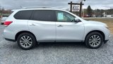 Used 2014 Nissan Pathfinder SV image 2