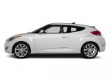 Used 2013 Hyundai Veloster w/ Style Pkg image 3