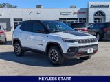 New 2025 Jeep Compass Trailhawk w/ Trailhawk Elite Group image 3