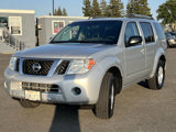 Used 2012 Nissan Pathfinder S image 4