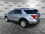 Used 2022 Ford Explorer XLT w/ Equipment Group 202A image 3