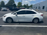 Used 2020 Toyota Corolla LE image 2