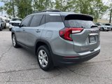 Used 2024 GMC Terrain SLE w/ Driver Convenience Package image 4