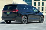 New 2025 Chrysler Pacifica Limited image 4