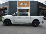 Used 2022 RAM 1500 4x4 Crew Cab image 2