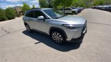 Used 2022 Toyota Corolla Cross XLE image 2