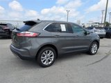 Used 2022 Ford Edge Titanium image 3