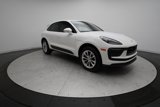 Used 2023 Porsche Macan image 3