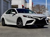 Used 2023 Toyota Camry SE image 2