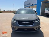 Used 2022 Chrysler Pacifica Touring-L image 5