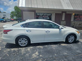 Used 2014 Nissan Altima 2.5 S w/ Sport Value Package image 4