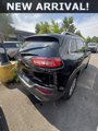 Used 2016 Jeep Cherokee Limited image 5