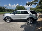 Used 2019 Ford Explorer XLT w/ Equipment Group 202A image 4