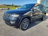Used 2022 Jeep Grand Cherokee Limited image 2