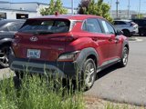 Used 2022 Hyundai Kona SE image 4
