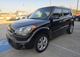 Used 2012 Kia Soul + image 2