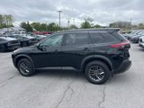Used 2023 Nissan Rogue S image 6