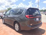 Used 2021 Chrysler Pacifica Touring-L image 3
