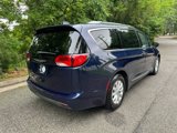 Used 2019 Chrysler Pacifica Touring-L image 3