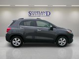 Used 2017 Chevrolet Trax LT w/ LT Convenience Package image 5