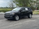 Used 2025 Jeep Compass Latitude w/ Sun and Sound Group image 2