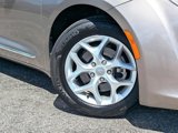 Used 2017 Chrysler Pacifica Touring-L Plus w/ Tire & Wheel Group image 3